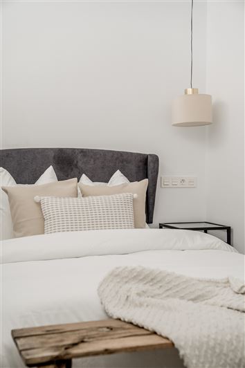 Image No.18-4 Bed Apartment for sale