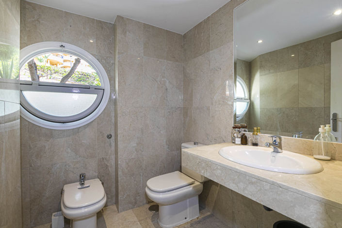 Image No.9-3 Bed Duplex for sale