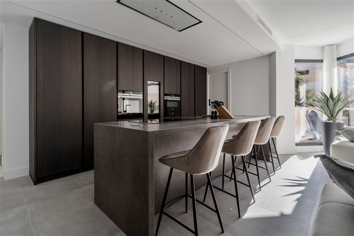 Image No.12-2 Bed Apartment for sale