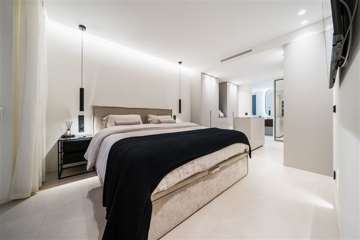 Image No.14-3 Bed Apartment for sale