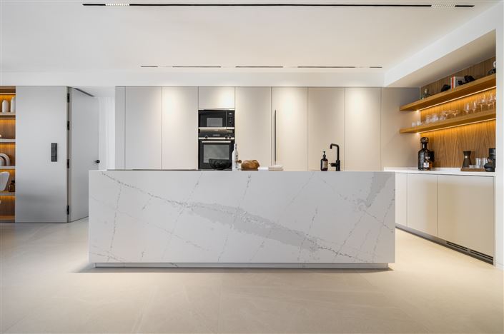 Image No.8-3 Bed Apartment for sale