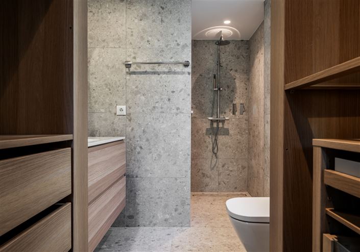 Image No.10-3 Bed Apartment for sale