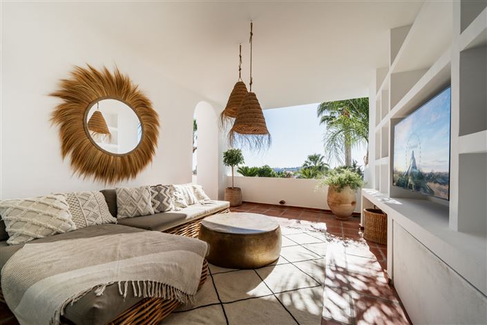 Image No.6-3 Bed House for sale