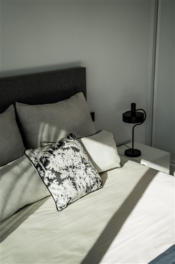 Image No.12-3 Bed Property for sale