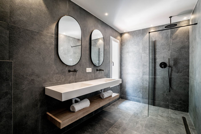 Image No.27-4 Bed Property for sale