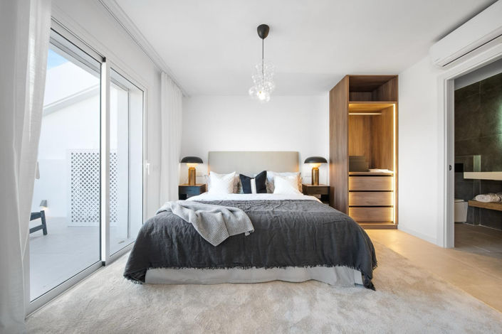 Image No.19-3 Bed Apartment for sale