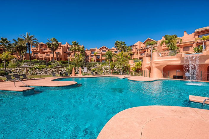 Image No.2-Appartement de 2 chambres à vendre à Estepona