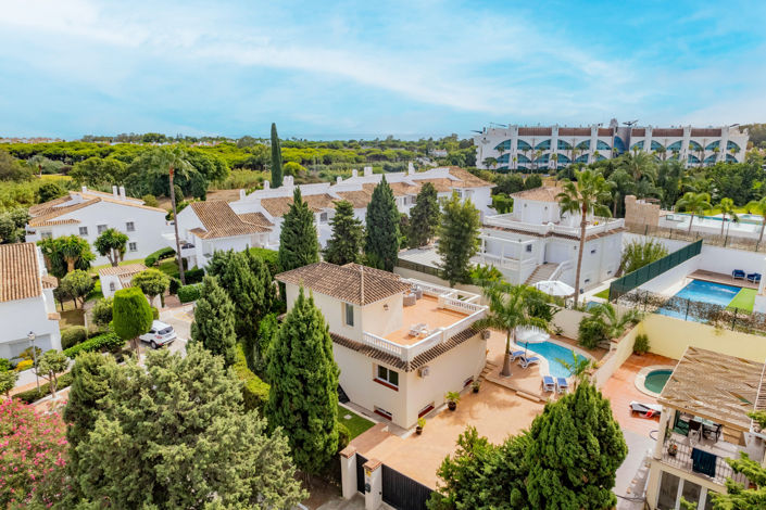 Image No.26-3 Bed Villa for sale