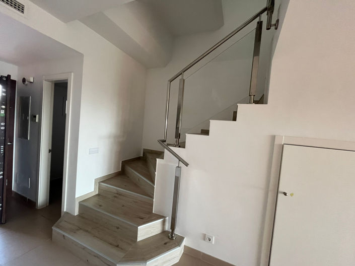 Image No.45-3 Bed Townhouse for sale