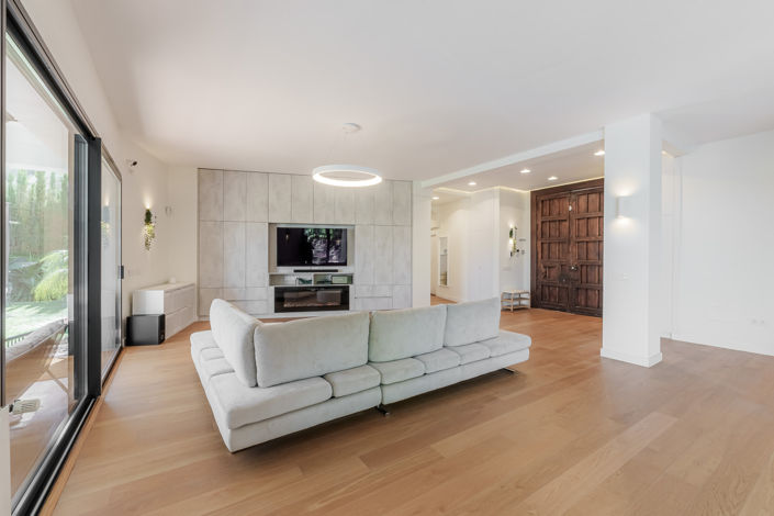 Image No.7-5 Bed Villa for sale