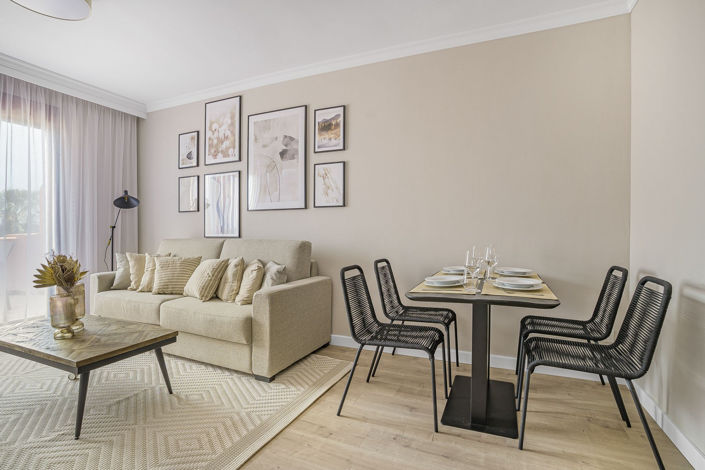 Image No.10-3 Bed Property for sale