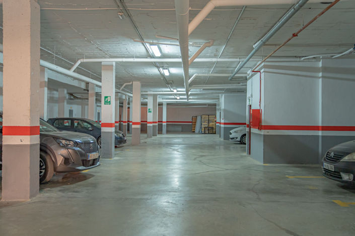 Image No.31-3 Bed Property for sale