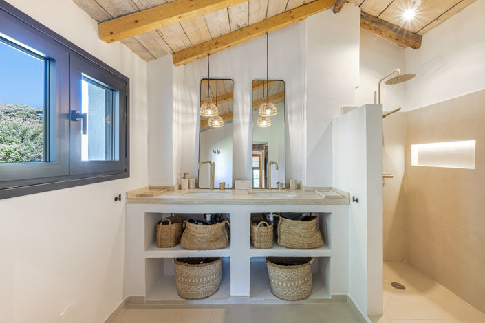 Image No.37-4 Bed Villa for sale