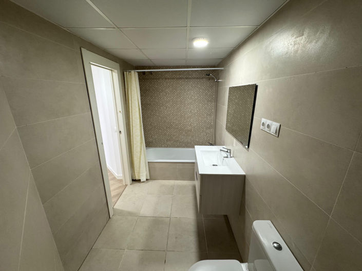 Image No.14-2 Bed Apartment for sale