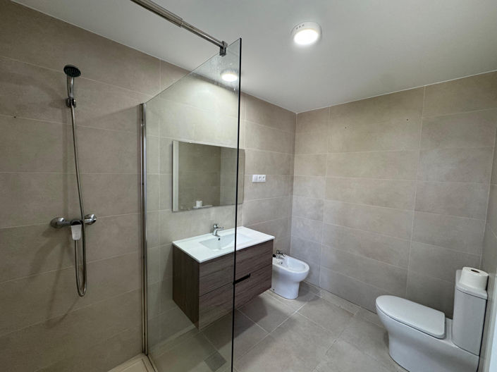 Image No.18-2 Bed Apartment for sale