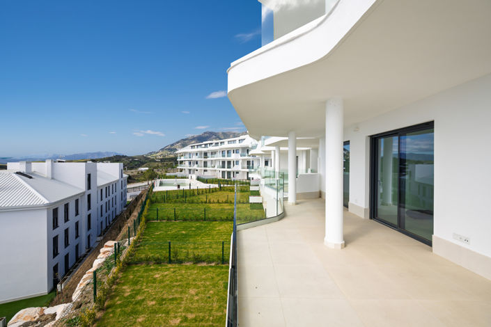 Image No.12-2 Bed Apartment for sale