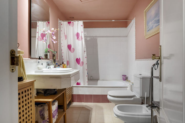 Image No.10-2 Bed Apartment for sale