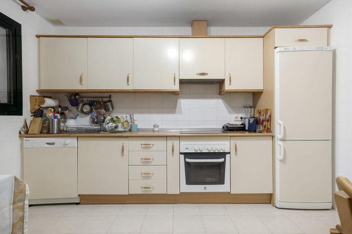 Image No.17-2 Bed Apartment for sale