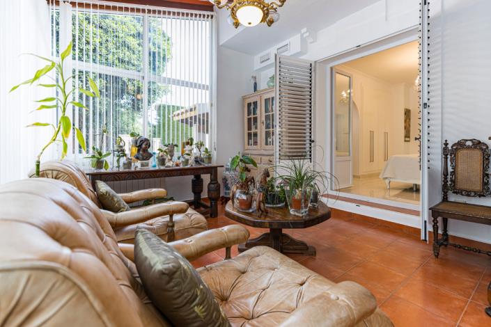 Image No.15-5 Bed Villa / Detached for sale