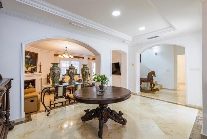 Image No.21-5 Bed Villa / Detached for sale