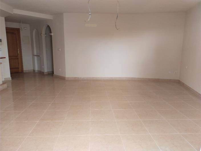 Image No.8-3 Bed Apartment for sale