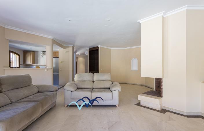 Image No.8-3 Bed Semi-Detached for sale