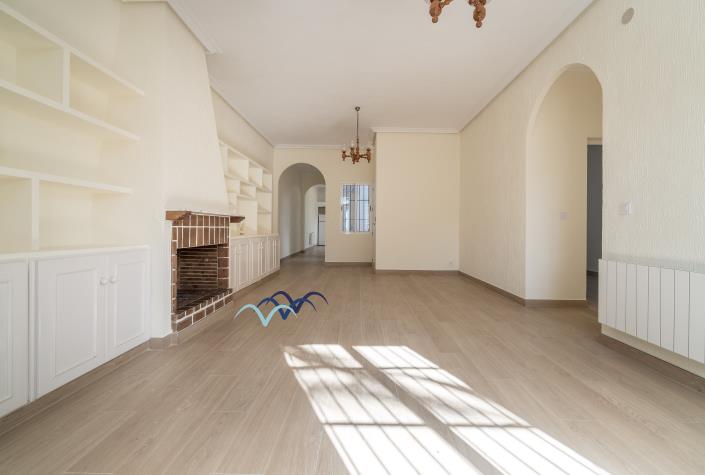 Image No.15-7 Bed House/Villa for sale