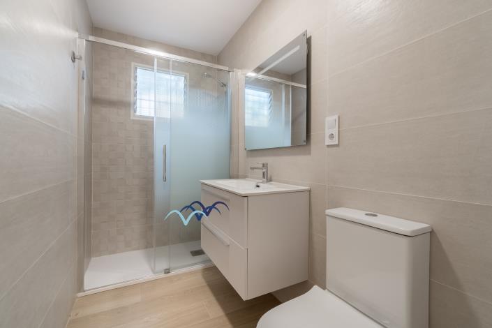 Image No.2-7 Bed House/Villa for sale