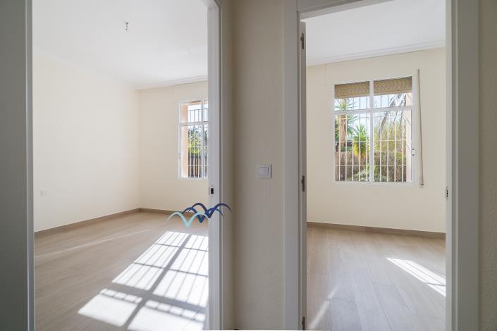 Image No.25-7 Bed House/Villa for sale