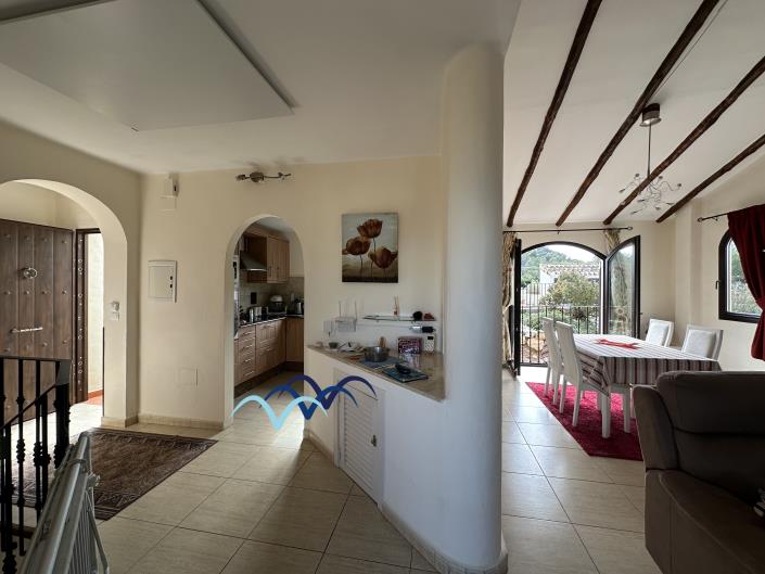 Image No.5-4 Bed Villa / Detached for sale