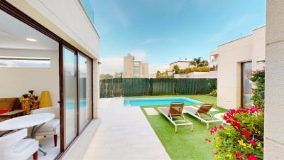 Mim6-terraza-salon-con-piscina