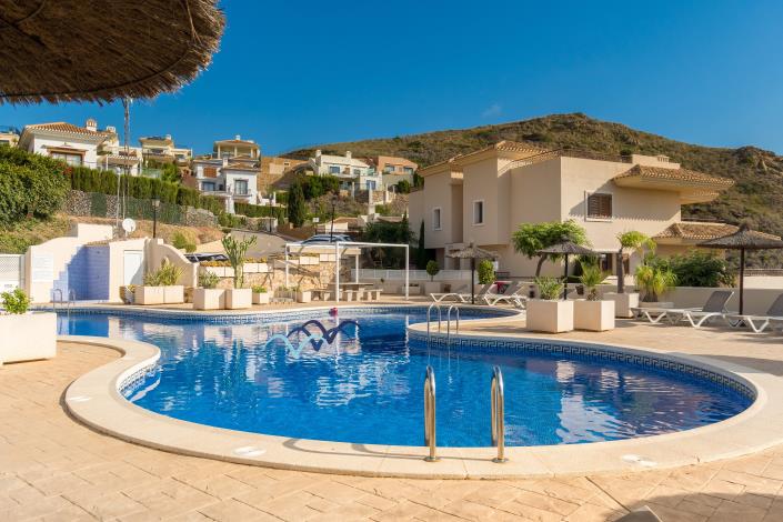 Image No.60-2 Bed Apartment for sale