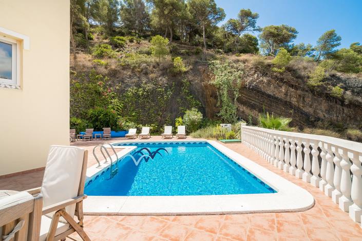 Image No.28-4 Bed Villa / Detached for sale