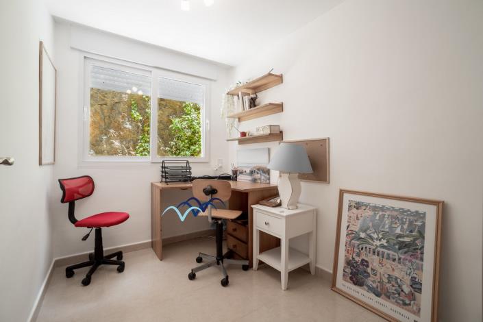 Image No.56-4 Bed Villa / Detached for sale