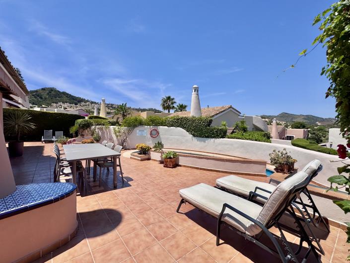 Image No.4-3 Bed Villa / Detached for sale