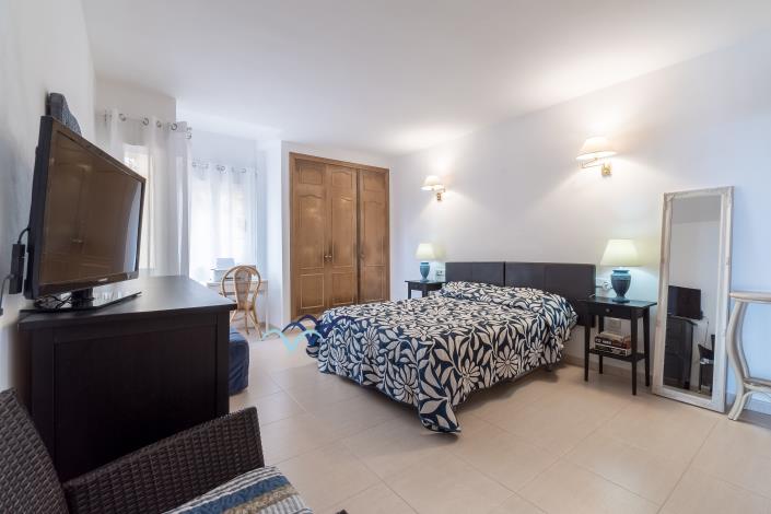 Image No.27-2 Bed Apartment for sale