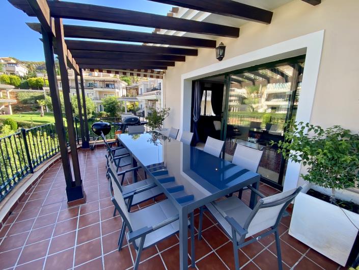 Image No.6-5 Bed Semi-Detached for sale