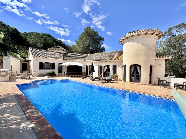 Image No.2-Villa / Détaché de 7 chambres à vendre à La Manga Club