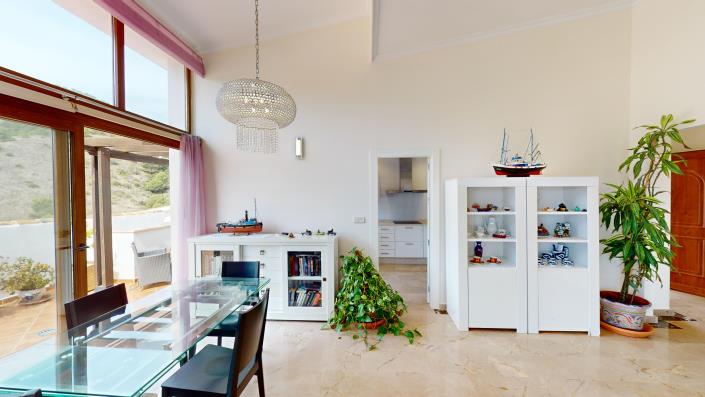 Image No.6-2 Bed Villa / Detached for sale