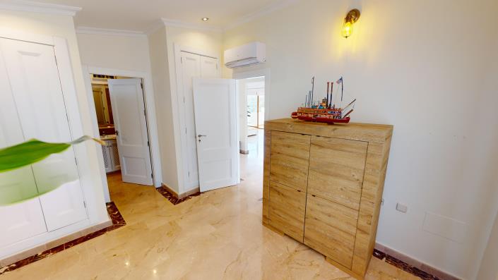 Image No.22-2 Bed Villa / Detached for sale