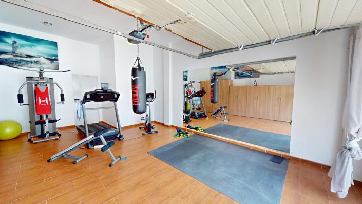 Image No.25-2 Bed Villa / Detached for sale