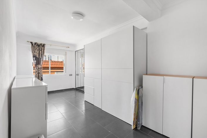 Image No.16-2 Bed Apartment for sale