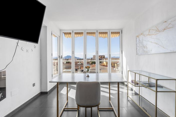 Image No.6-2 Bed Apartment for sale