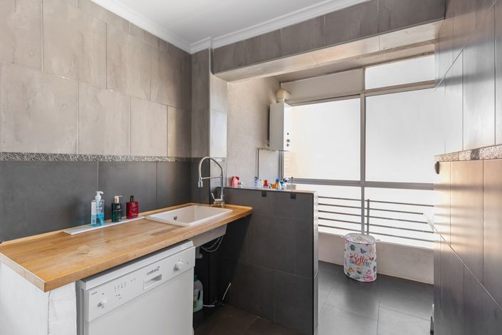 Image No.9-2 Bed Apartment for sale