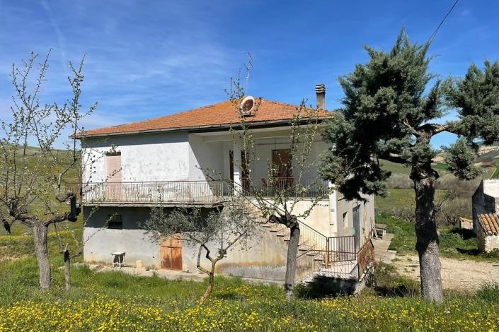 Image No.3-3 Bed Country House for sale