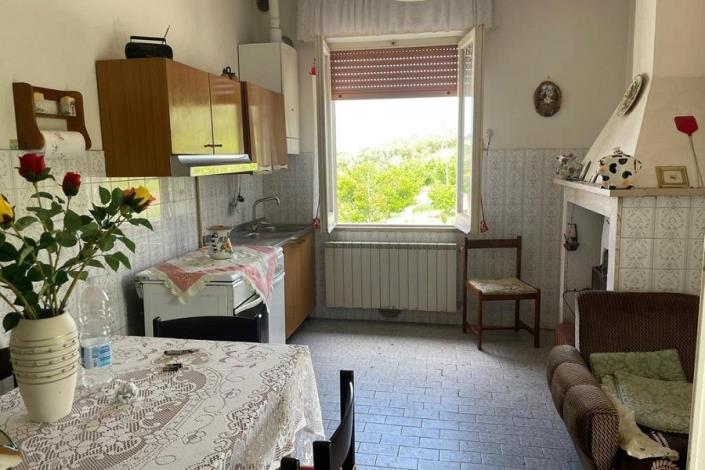 Image No.20-3 Bed Country House for sale