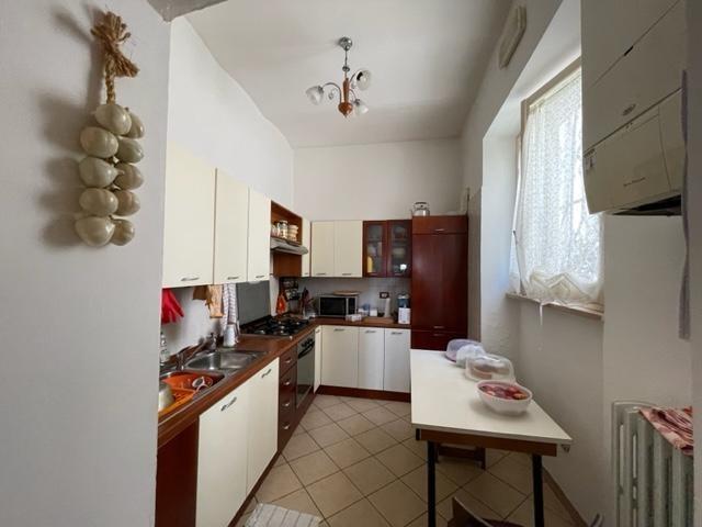 Image No.15-3 Bed Townhouse for sale