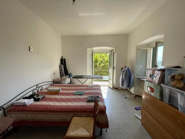 Image No.40-3 Bed Townhouse for sale