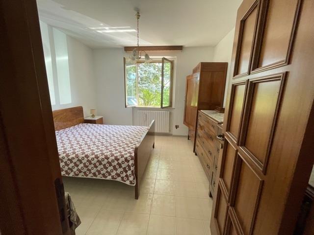 Image No.20-3 Bed Country House for sale