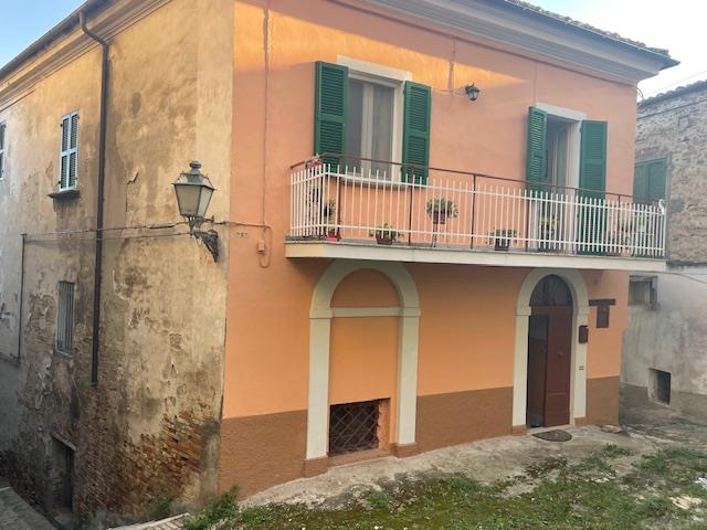 Image No.26-3 Bed Semi-Detached for sale